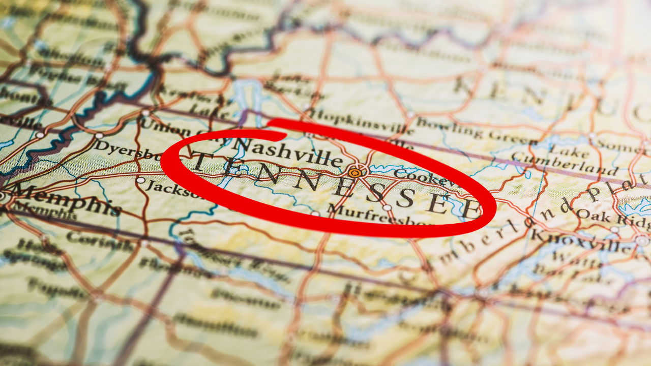  Predlog zakona u Tenesiju zabranjuje neregulisanim migrantima upravljanje teretnim vozilima - Balkan Truckers US