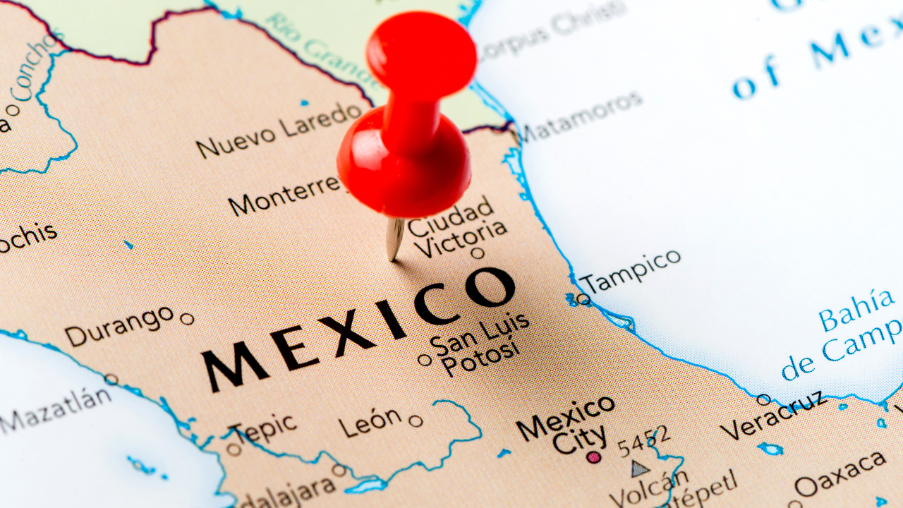 Zaplenjeno skoro 5 miliona dolara nedozvoljene supstance u kamionu na granici sa Meksikom - Balkan Truckers US