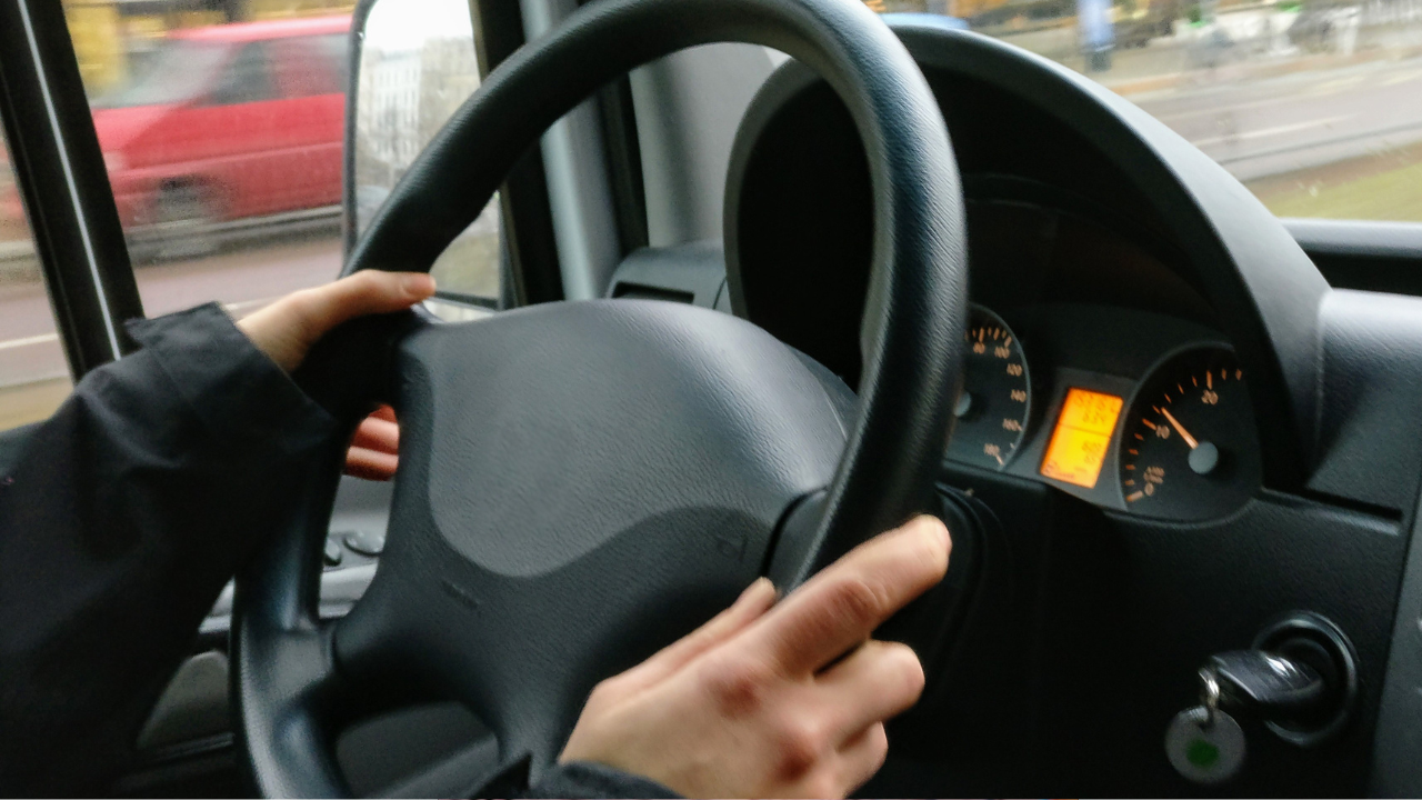 KLLM tužen zbog pravila za obuku vozačica: Od njih se tražilo da obaveste supružnike - Balkan Truckers US